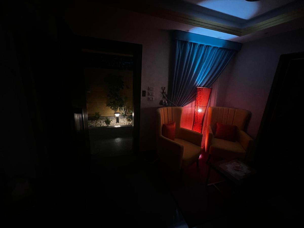 Luxury Flat With Garden And Private Entrance شقة فاخرة بحديقة و مدخل خاص Kaherah Luaran gambar