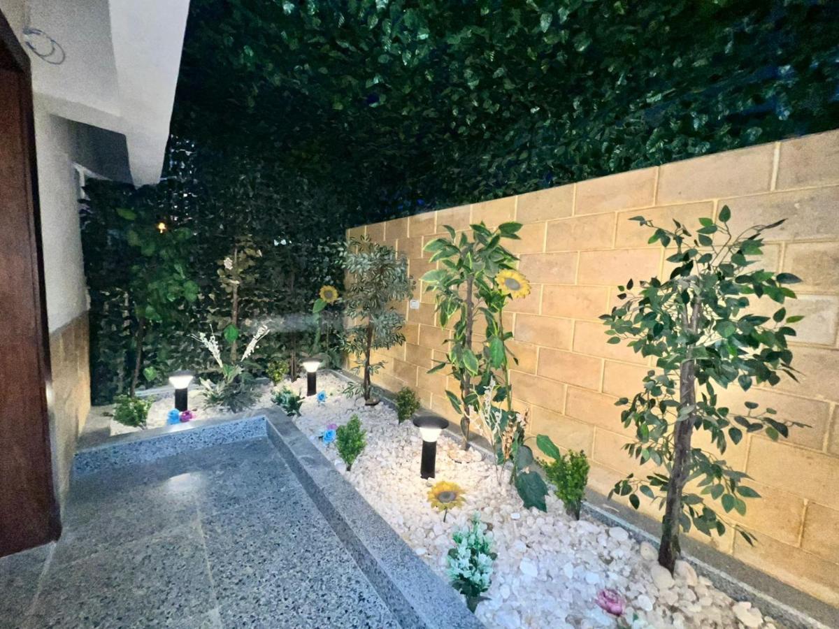 Luxury Flat With Garden And Private Entrance شقة فاخرة بحديقة و مدخل خاص Kaherah Luaran gambar