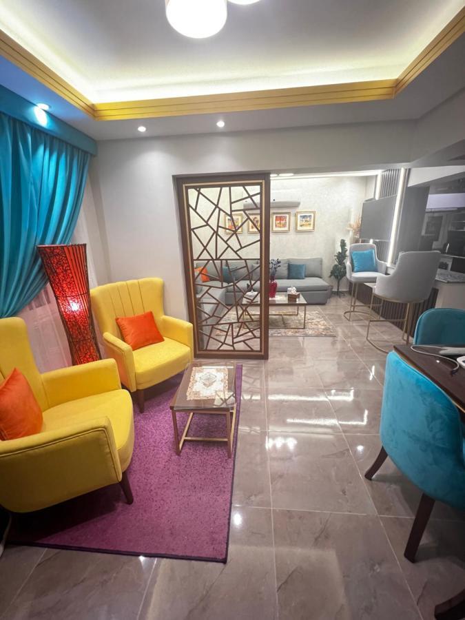 Luxury Flat With Garden And Private Entrance شقة فاخرة بحديقة و مدخل خاص Kaherah Luaran gambar